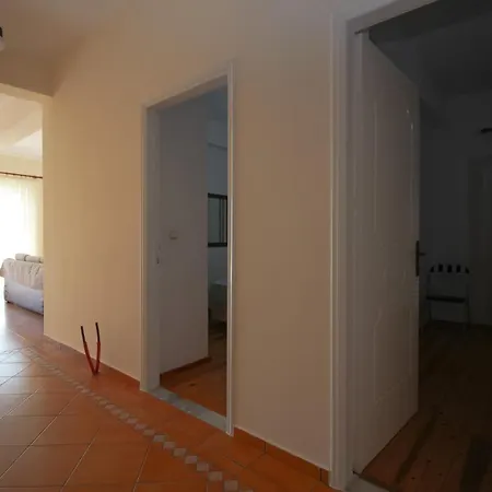 Arqile Apartements Apartment Himarë