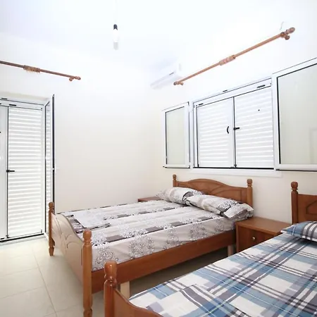 Apartment Arqile Apartements Himarë